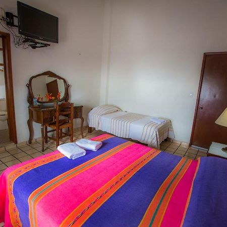 Hostal La Parroquia En Comala 外观 照片